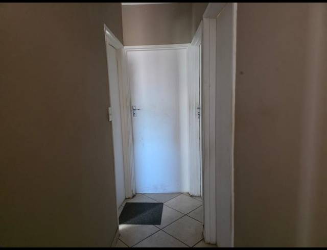 5 BEDROOM HOUSE FOR SALE IN KENSINGTON